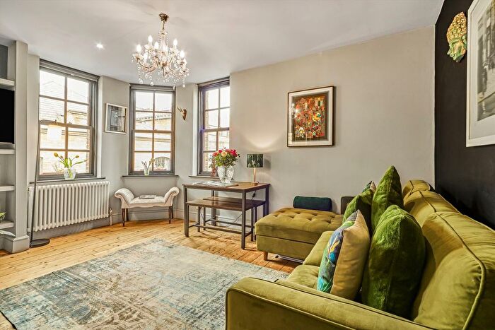 2 Bedroom Flat For Sale In Mill Street, London, SE1