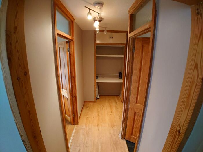 1 Bedroom Flat To Rent In Norman Court, Leigham Court Road, London, SW16