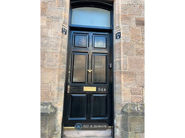 2 Bedroom Flat To Rent In Upper Gray Street, Edinburgh, EH9