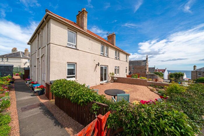 2 Bedroom Flat For Sale In Lamont Terrace, Crail, KY10