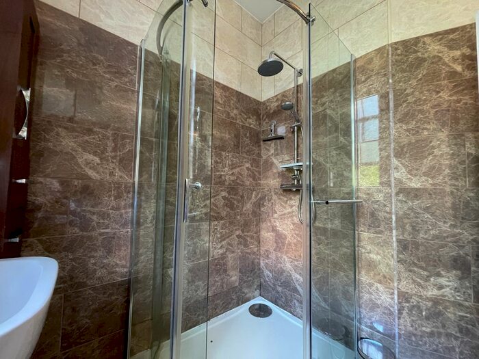 1 Bedroom Flat To Rent In Hammersmith Grove, Hammersmith, London, W6