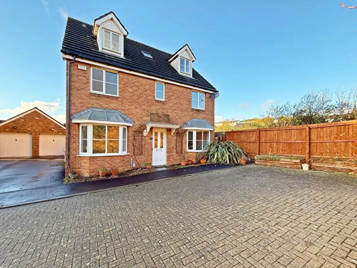 5 Bedroom Detached House For Sale In Nant Y Dwrgi, Llanharan, Pontyclun, Rhondda Cynon Taff., CF72