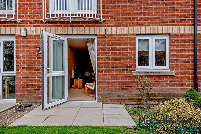 1 Bedroom Flat For Sale In Brooklands Court, Tamworth Road, Long Eaton, Nottingham, NG10