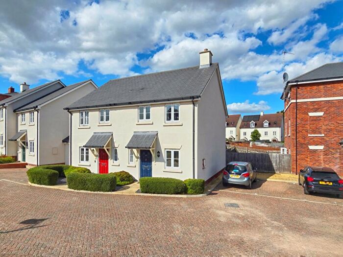 3 Bedroom Semi-Detached House For Sale In Colston Rise, Ampthill, Bedfordshire, MK45