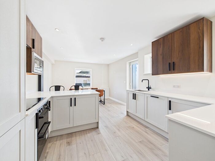 Studio To Rent In Goring Road, Goring-By-Sea, BN12