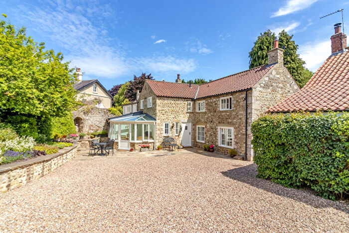 3 Bedroom Detached House For Sale In St John's Road, Bishop Monkton, Harrogate, HG3