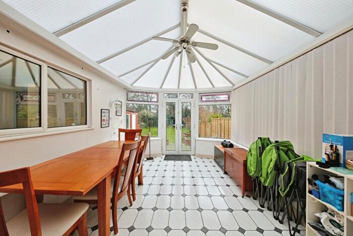 3 Bedroom Semi-Detached House For Sale In Wolfreton Lane, Willerby, Hull, HU10