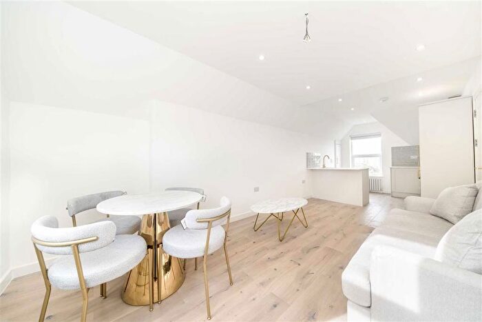 1 Bedroom Flat To Rent In Charlton Road, London, SE3