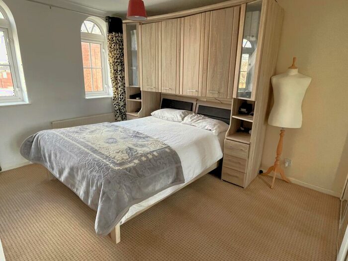 4 Bedroom Detached House For Sale In Nettle Gap Close, Wootton, Northampton, NN4