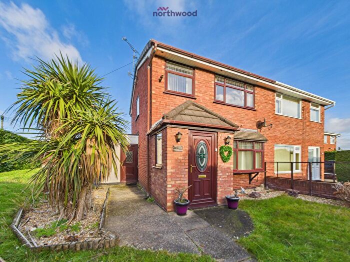 3 Bedroom Semi Detached House For Sale In Carlton Drive, Wrexham, LL11