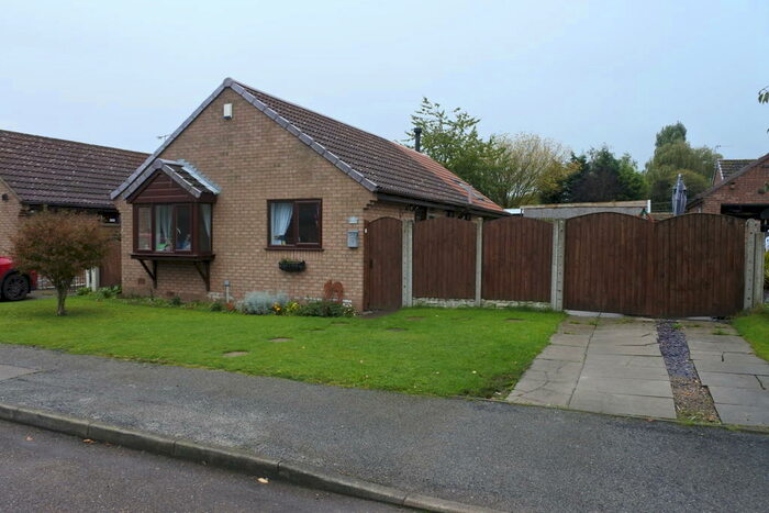 4 Bedroom Detached Bungalow To Rent In Priory Way, Snaith, DN14