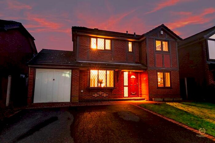 4 Bedroom Detached House For Sale In Willow Park, Oswaldtwistle, BB5