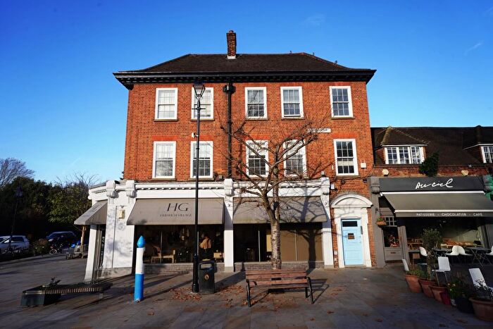 4 Bedroom Flat To Rent In Calton Avenue, Dulwich Village, London, SE21