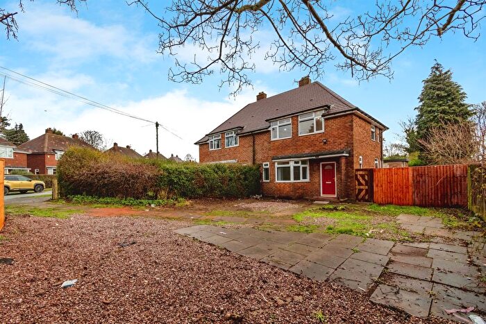 3 Bedroom End Terrace House For Sale In Hawbush Road, Walsall, WS3