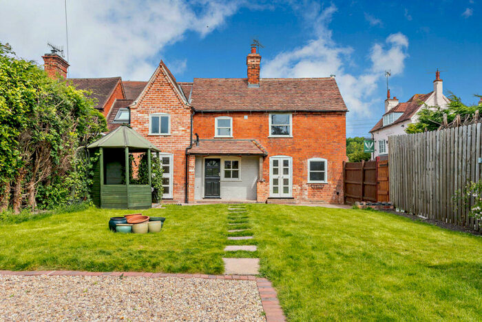 2 Bedroom Cottage For Sale In Walmer Cottage, Ullenhall, Henley-in-Arden, B95