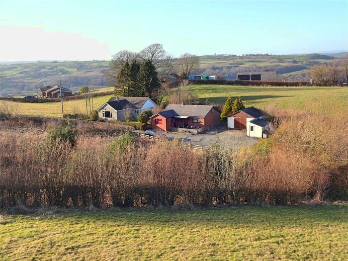 2 Bedroom Bungalow For Sale In Vastre Bungalow &amp; Vastre Cottage, Kerry Road, Newtown, Powys, SY16