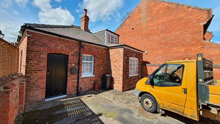 2 Bedroom Cottage To Rent In West Bight, Lincoln, Lincolnshire, LN1