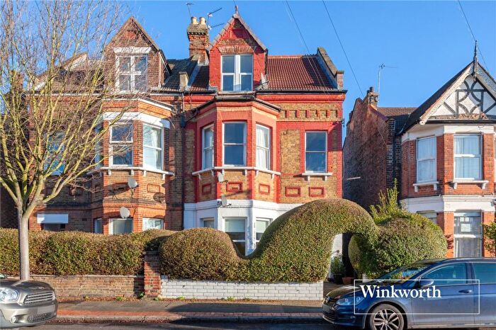 1 Bedroom Apartment To Rent In Lichfield Grove, Finchley, London, N3