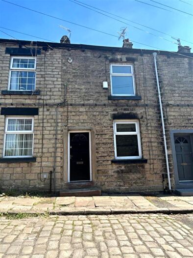 2 Bedroom Terraced House To Rent In Stamford Street, Stalybridge, SK15