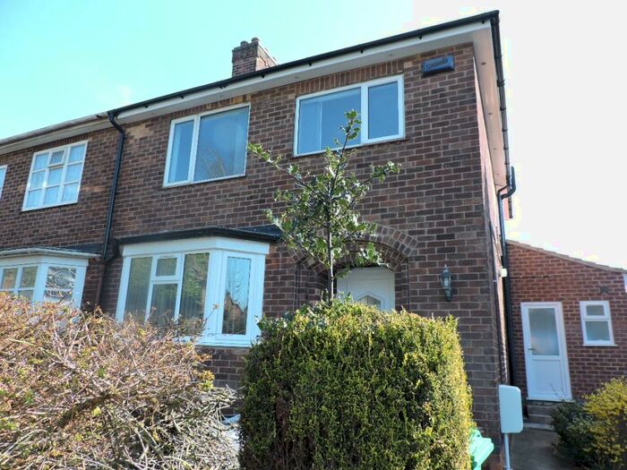 3 Bedroom Semi-Detached House To Rent In Woodborough Road, Alexandra Park, Nottingham, NG3