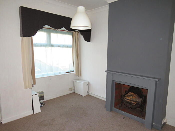 2 Bedroom Terraced House To Rent In Cecil Road, Selly Park, Birmingham, B29