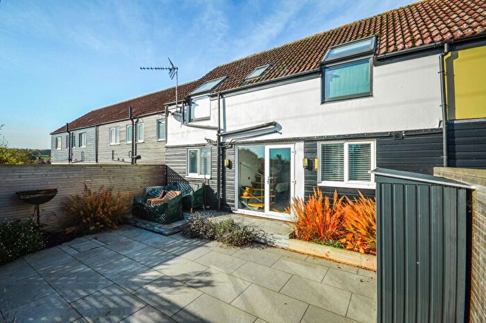 3 Bedroom Terraced House To Rent In South Creake, NR21