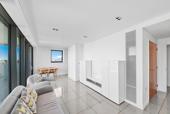 1 Bedroom Apartment For Sale In Triton Building, Brock Street, NW1