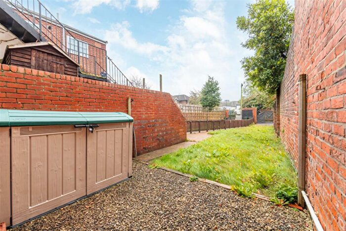 1 Bedroom Flat To Rent In **Available Now** Claremont Road, Spital Tongues, NE2