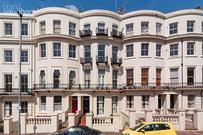 2 Bedroom Flat To Rent In Vernon Terrace, Brighton, East Sussex, BN1
