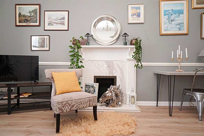2 Bedroom Flat For Sale In Warrior Square, St. Leonards-On-Sea, TN37