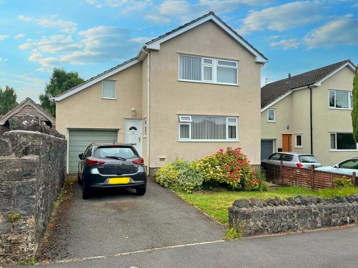 3 Bedroom Detached House For Sale In Sycamore Close, Shipham, Winscombe, North Somerset., BS25