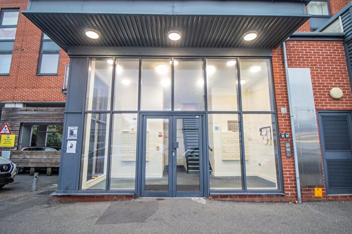 1 Bedroom Flat For Sale In Blyth House, Southchurch Road, Southend-on-Sea, SS1