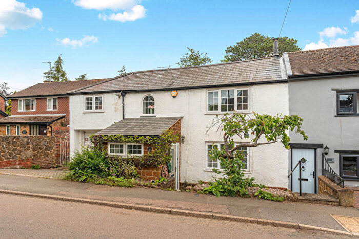 3 Bedroom Semi-Detached House For Sale In Boddington Road, Byfield, NN11
