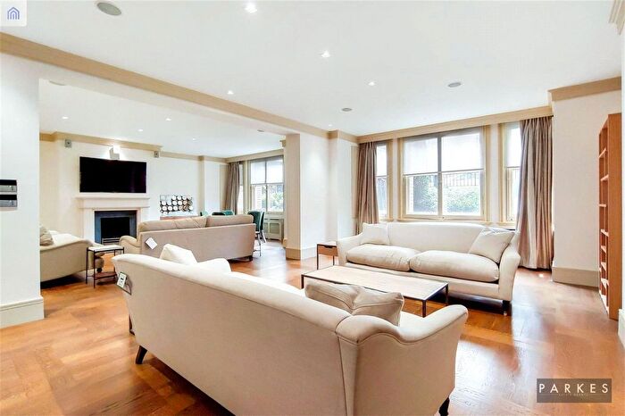 2 Bedroom Flat For Sale In Harley House, Marylebone, London, NW1
