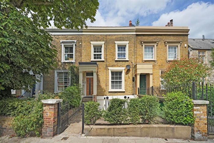 2 Bedroom Flat To Rent In Prince Of Wales Road, London, NW5