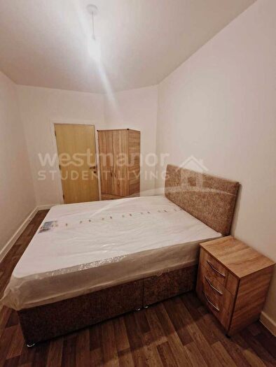 3 Bedroom Flat To Rent In Charlesworth House, Charles Street, Leicester, LE1