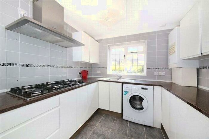 4 Bedroom House To Rent In Osprey Close, London, E6