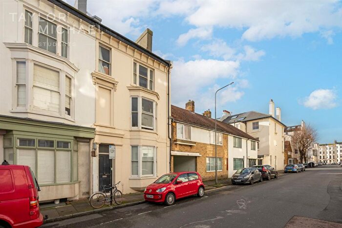 3 Bedroom Terraced House To Rent In Chesham Road, Brighton, BN2