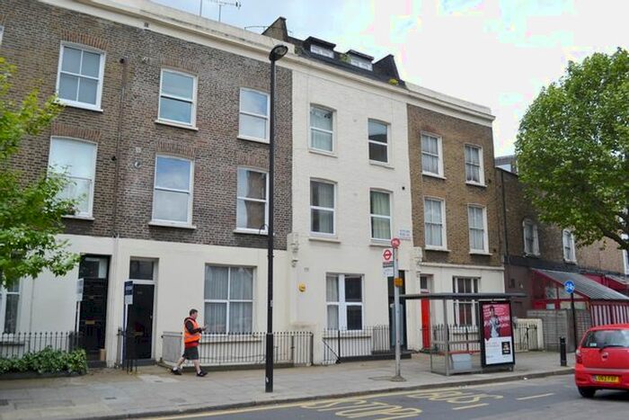 3 Bedroom Flat To Rent In Shirland Road, Maida Vale, London, W9