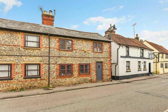 2 Bedroom House To Rent In Bell Street, Whitchurch, RG28