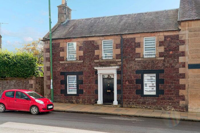 4 Bedroom Terraced House For Sale In High Street, Biggar, South Lanarkshire, ML12