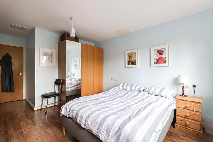 1 Bedroom Apartment For Sale In Erebus Drive, Woolwich, SE28