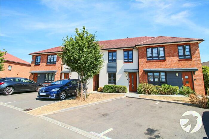 3 Bedroom Terraced House To Rent In Candy Dene, Weldon, Ebbsfleet Valley, Swanscombe, DA10