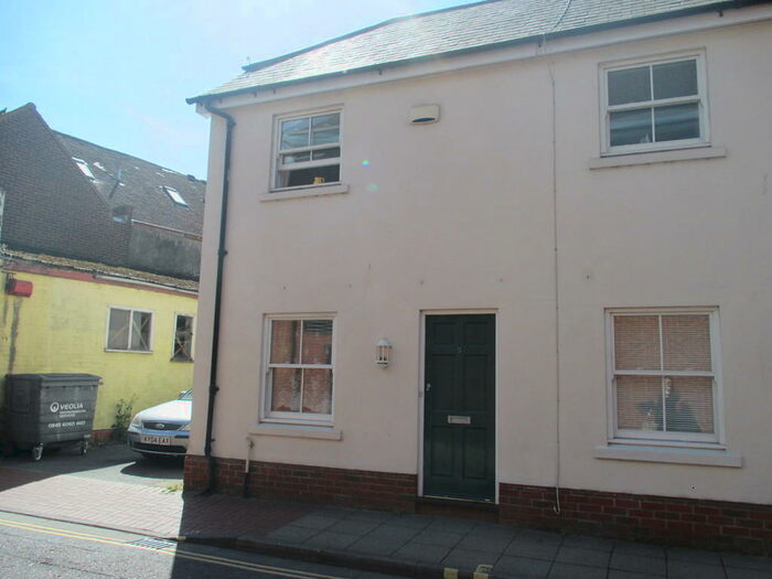 2 Bedroom End Of Terrace House To Rent In The Pallant, Havant, PO9