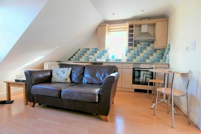 1 Bedroom Flat To Rent In Vine Street, York YO23