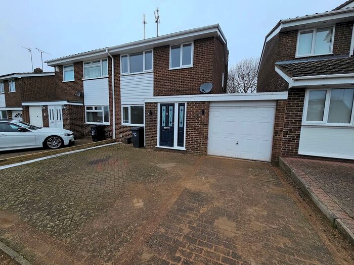 3 Bedroom Semi-Detached House To Rent In Rookery Lane, Northampton, Northamptonshire., NN2