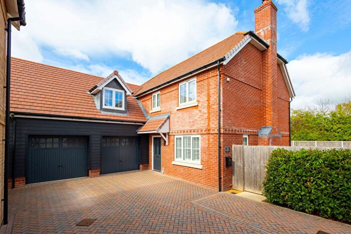 4 Bedroom Detached House For Sale In Long Meadow Drive, Smarden, TN27