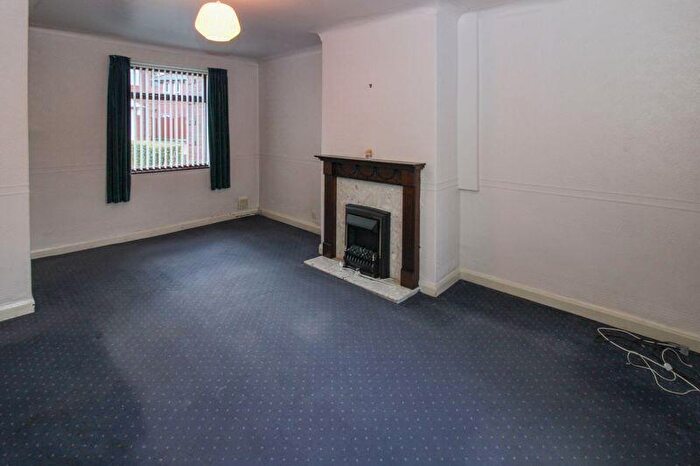 3 Bedroom Semi-Detached House For Sale In Verdun Crescent, Rochdale, OL11