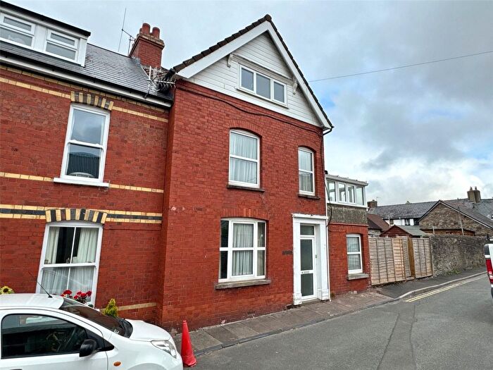 6 Bedroom End Of Terrace House For Sale In Conway Street, Brecon, Powys, LD3