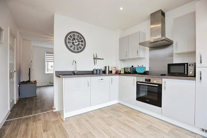 2 Bedroom Terraced House For Sale In Juniper Way, Rugby, CV21